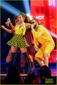 80 видео 68 988 просмотров обновлен 23 июн. Becky G Wins Performs At Premios Juventud 2021 Photo 1318298 Becky G Pictures Just Jared Jr