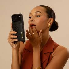 Hailey Side Slot Leather Crossbody Bandolier