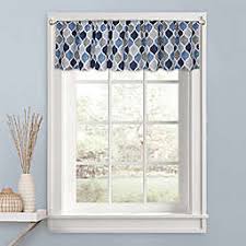 It is an elegant element of decoration invented by the frenchmen. Kitchen Valances Bed Bath Beyond