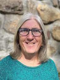 Wanda Mooney's Instagram, Twitter & Facebook