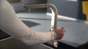 moen 90 degree single handle pull out