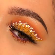 If You Re A Bit Of A Make Up Buff Then You Ll Love To Keep On Top Of The Latest Makeup Trends And Incorpo Artistry Makeup Creative Eye Makeup Aesthetic Makeup