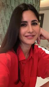 Katrina Kaif's stay-at-home makeup looks | Zoom TV