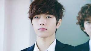 K Pop Guy Crushes And Their Perfect Imperfections Kpop Actrices Hanbok