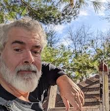 Bob Endy's Instagram, Twitter & Facebook