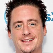 Jared Sampson's Instagram, Twitter & Facebook