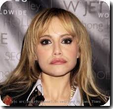 Why did britney spears abandon this home, too? Mold Could Hold Secrets Of Brittany Murphy And Hubby S Death