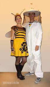 Using about a yard of felt, on the fold cut out your pattern. Queen Bee Costume Beekeeper Costume