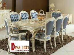 Set kursi makan ini terdiri dari :1 pcs meja makan dan 6 pcs kursi makan model minimalis, beli set makan minimalis harga murah dari kedai mebel jati jepara. Meja Makan Mewah Surabaya Ukiran Klasik 8 Kursi Duco