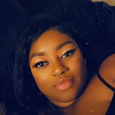 Tina Bogan's Instagram, Twitter & Facebook