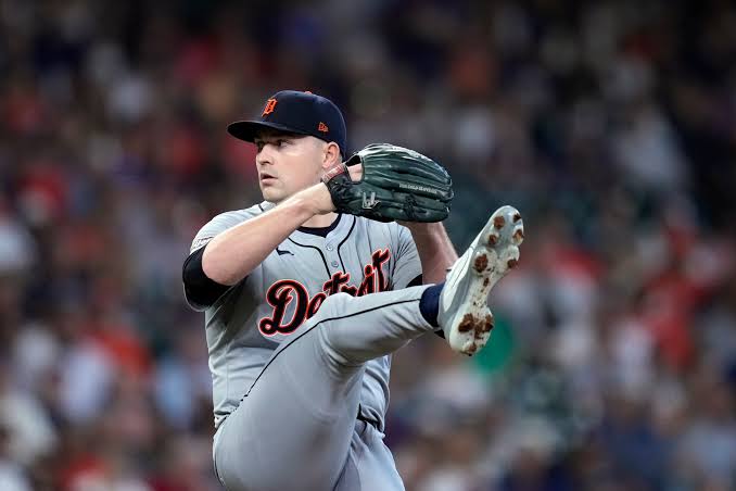 Skubal shines in playoff debut to help Detroit Tigers to first playoff win  in more than a decade | KSNT 27 News