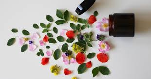 Rose petals make a great addition to your favorite diy exfoliator recipe. Rose Petal Powder Beauty Benefits Uses For Glowing Skin Healthy Hair