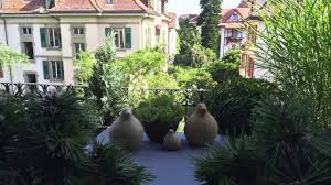 Grüne wohnzimmer terrassengarten balkon ideen gartenpflanzen bepflanzung garten ideen herz natur blumen. Ideen Fur Balkon Und Terrassengestaltung Youtube