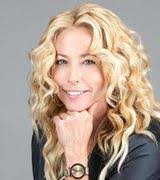 Desha Howard's Instagram, Twitter & Facebook