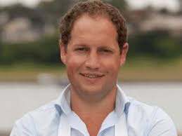 First contestant gets the MasterChef chop