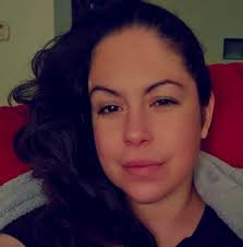 Anyone else Managing and still bartending/serving? Hows the mental health  🤣🤣 I have a love/hate relationship with my position, but at least when  the tips are shit, the hourly makes up for