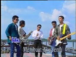 intro: b em em b b em em b a b a b b em b b g b c#m b a b c#m b a b. Download Lestari Cinta Dan Airmata Lirik 3gp Mp4 Codedfilm