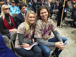 Jacob degrom was still in new york and planning to pitch the friday afternoon citi field opener as degrom reiterated that when his wife stacey goes into labor thursday night, friday morning or even. Jacob Degrom And Wife Town Village