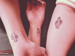 Sebek A Multra Emlekeztetnek De Nem Kell Meghatarozniuk A Jovodet Hastags Tattoo Cactustattoo Minimalistta Badass Tattoos Minimal Tattoo Cactus Tattoo