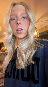 Mindy Ivey's Instagram, Twitter & Facebook