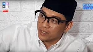 Foto tersebut diambil hanya beberapa menit sebelum tsunami merenggut nyawa tiga personel seventeen dan dylan sahara. Gelar Tahlilan Setahun Tsunami Banten Ifan Seventeen Akui Kerap Didatangi Istri Rekan Dalam Mimpi Tribunstyle Com