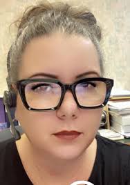 Hello everyone, I'm sharing pictures of myself with and without facial  hair. I'm hoping to meet new people and expand my social circle, as I'm  currently single and don't have many friends.