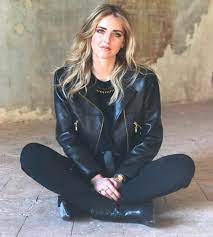 41 7b Begenme 217 Yorum Instagram 39 Da Chiara Ferragni Chiaraferragni Chiara Ferragni Chiara Ferragni Style Leather Jacket Girl