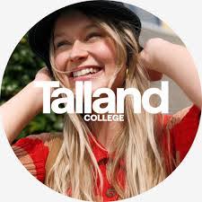 Sandra Berge's Instagram, Twitter & Facebook