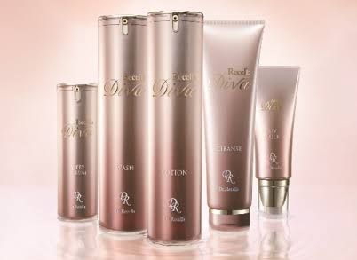 エステティックサロン専売化粧品トップシェアのドクターリセラ「Recella Diva」から「リセラ ディーヴァ モイストリッチ」（保湿クリーム）を2019年11月7日新発売！ | ドクターリセラ株式会社のプレスリリース
