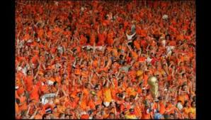 Je beoordeelt:nederland fan voetbalshirt ek 1988 bedrukken. Omdenken Ek 88
