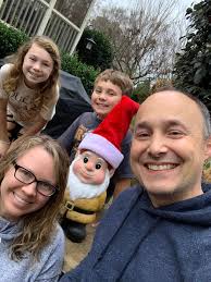 A Gnome boy thinking of Thanksgiving! ΧΑΙ ΑΙ Playground