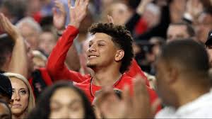 He is a former professional. Patrick Mahomes Dance Moves At National Championship Won The Day Heavy Com