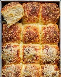 Cheddar Beer Bread Rolls Taste Exactly How They Look Cheesy Fluffy Perfect Cheddar Beer Nyt Cooking Beer Bread