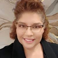 Dory Arroyo's Instagram, Twitter & Facebook