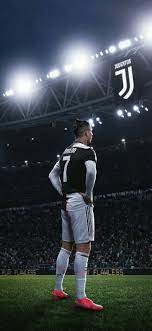 Pin Oleh Lisandro Ninin Di Wallpapers Pemain Sepak Bola Gambar Sepak Bola Bola Kaki