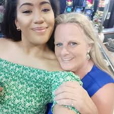 Drinking water from a water bottle etiquette?