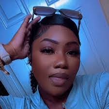 Maia Watson's Instagram, Twitter & Facebook