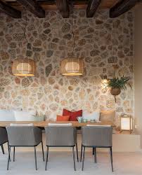 Design Naturel Et Contemporain Pour Cette Parfaite Maison De Campagne Planete Deco A Homes World Maison Mediterraneenne Maisons Mediterraneennes Decor Mediterraneen