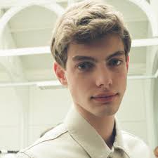 ᴄʜᴀʀᴀᴄᴛᴇʀs