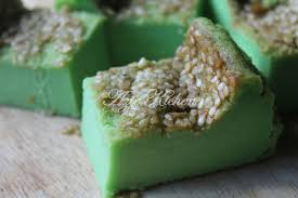 In #teammalaysia • 3 years ago (edited). Resepi Iii Kuih Bakar Pandan A K A Bingka Pandan Azie Kitchen