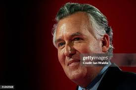 683 Mark Waldie Photos & High Res Pictures