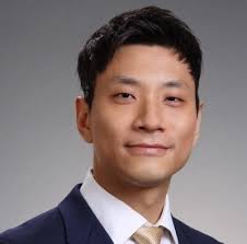 Kenneth D. Kim, Assistant Portfolio Manager