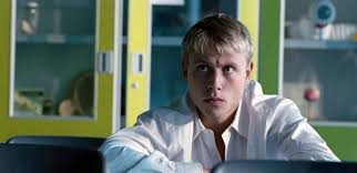 You really get to know the characters in the film and it really tugs at your heart strings at the end. Everythingmaxriemelt So I Started Watching Wir Sind Die Welle On