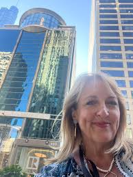 NAR numbers are in 🤯 We went from 1.6M REALTORS to ... See More