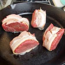 Bacon Wrapped Pan Seared Filet Mignon Steaks Great Eight Friends Recipe Filet Mignon Oven Filet Mignon Recipes Mignon Steak