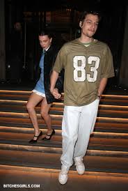 Milliebobbybrown Nude Celebrities - Millie Bobby Brown Celebrities Leaked  Naked Photos