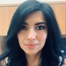 Ana Oregel's Instagram, Twitter & Facebook