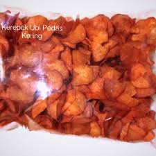 Nah bunda bagaimana cara membuat embuat keripik ubi ungu yang renyah dengan mudah dan dapat dipraktekkan sendiri mari kita simak resep cemilan praktis berikut ini Resepi Kerepek Ubi Kayu Pedas Manis Pawtaste Com