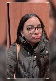 Danielle Burd's Instagram, Twitter & Facebook