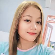 Seneng bgtt di bls komentar sm akak ayang Sukses sllu kk ttp menjadi  pribadi yg baik dan rendah hati❤💞 Jarang lohh klo akun nya udh rame mau  bls komen.. Mksd bukn krn